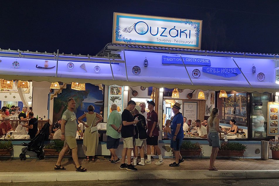 auf reisen rhodos taverna ouzak
