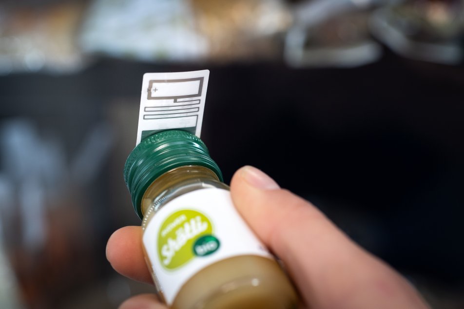 take away scnacks automaten artikel mit RFID Etikette