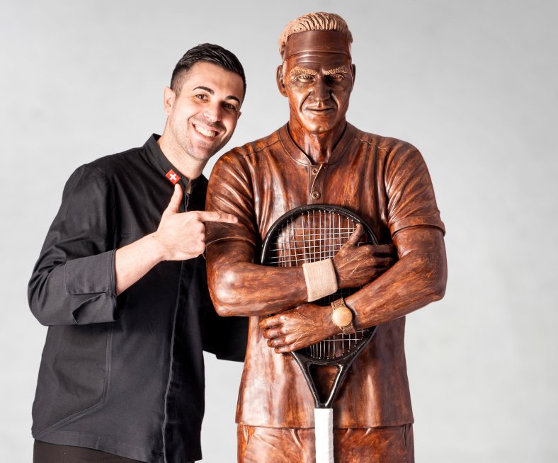 Jorge Cardoso mit Roger Federer aus Schokolade Teaser