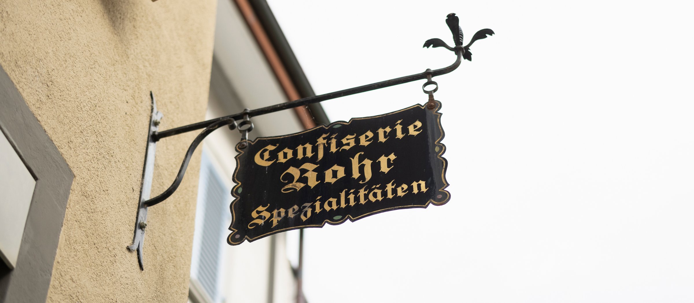 cafe neier, Restaurant Schild vom der Confiserie Rohr